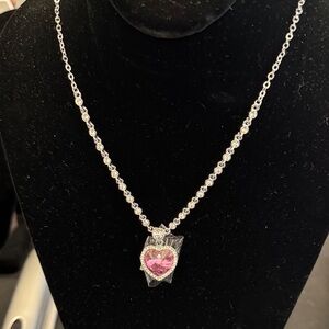 Elegant Silver Necklace with Pink Heart Pendant